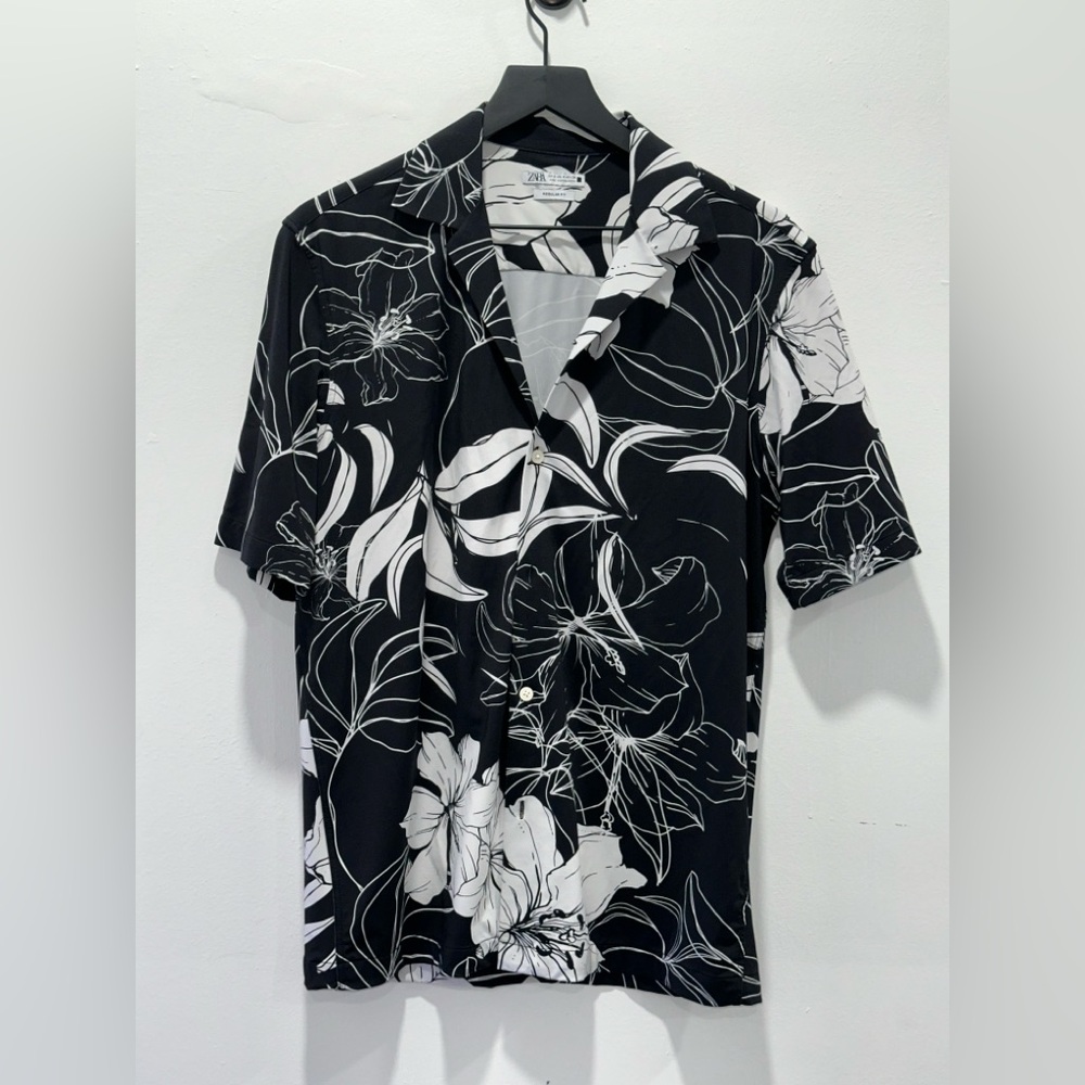 Zara Black and White Casual Button Down Shirt